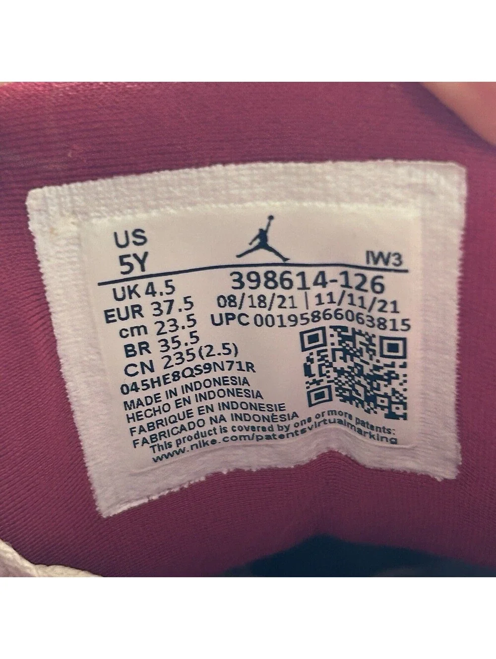 Air Jordan 3 Retro Cardinal GS - Size 5Y - (398614-126)